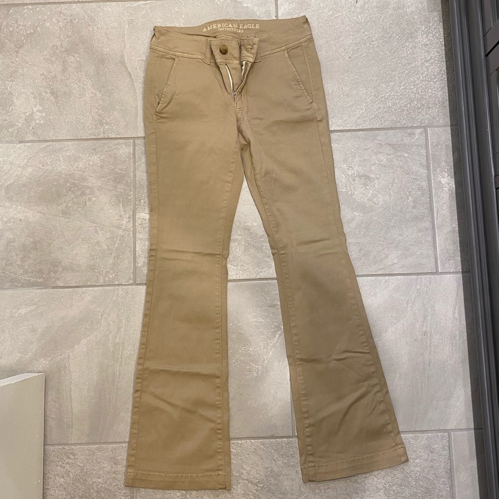 AE Kickboot Khaki Pant